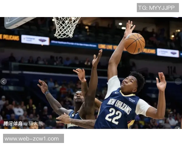 奎因成NBA历史首位新秀中锋斩获30三双成就引发关注 奎因成NBA历史首位新秀中锋斩获30三双成就引发关注