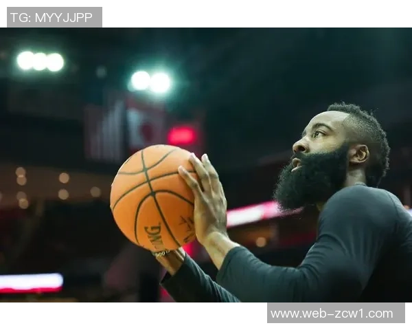 朗佐鲍尔表现平平三分球失准8投仅中2得6分5篮板5助攻2抢断 朗佐鲍尔表现平平三分球失准8投仅中2得6分5篮板5助攻2抢断