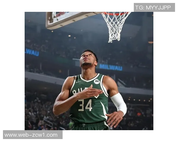 字母哥盛赞罗林斯自信心提升未来必将成为球队的重要一员 字母哥盛赞罗林斯自信心提升未来必将成为球队的重要一员